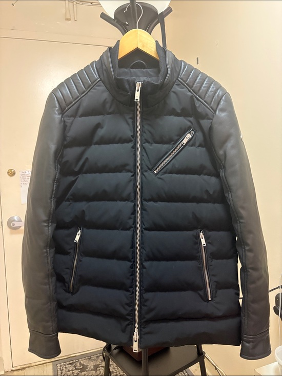 Moose Knuckles Other - Moose  Knuckle Men's Black Quilted Puffer Jacket with Leather Sleeves Size M